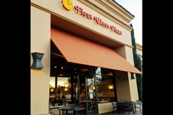 dog friendly restaurant in newport beach